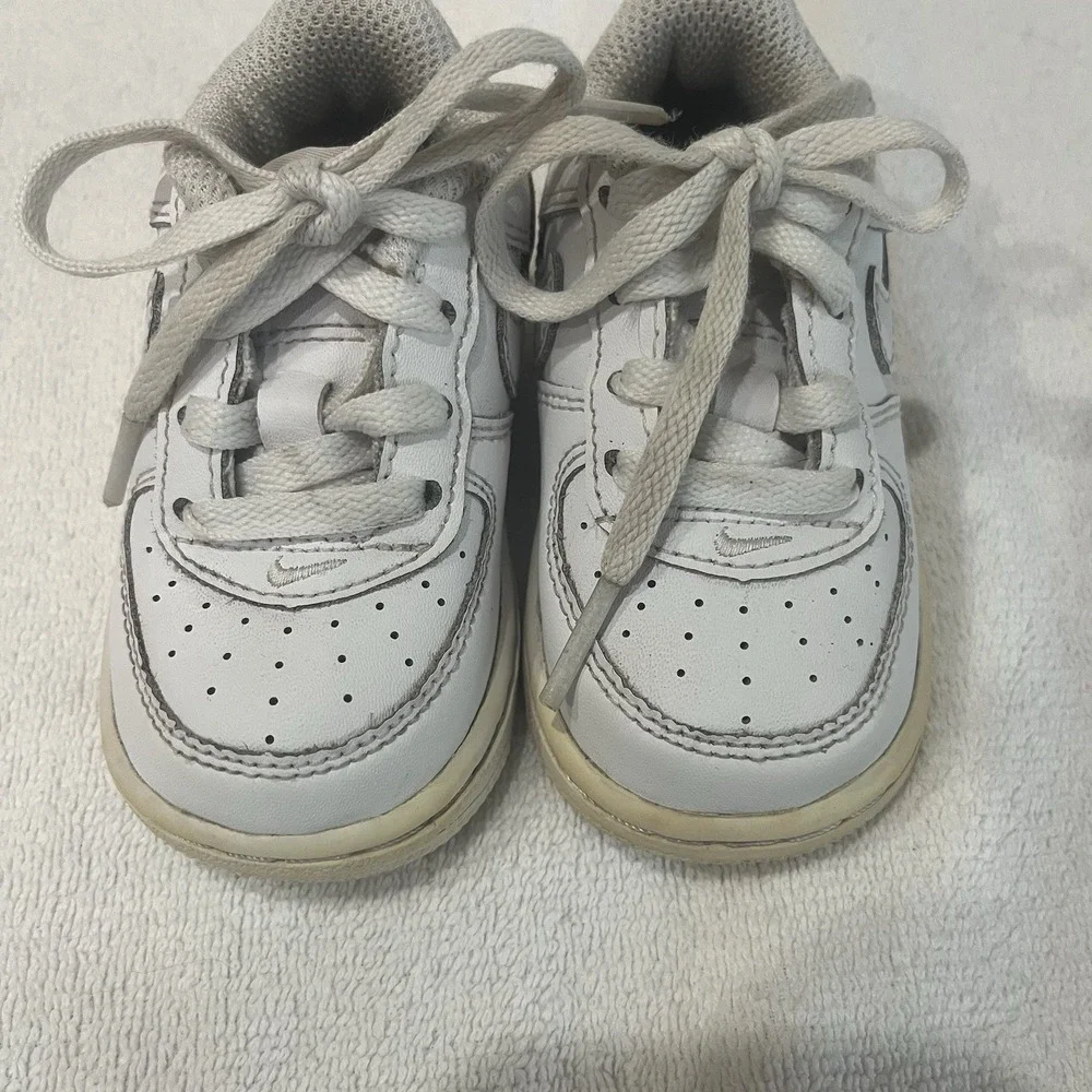 Nike Toddler Baby Air Force 1 White Leather Sneakers Size 4c Triple White